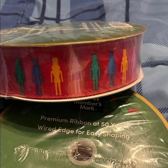 NWT Member’s Mark Red Wired Edge Nutcracker Ribbon 50 yards Christmas Holiday - Picture 4 of 4